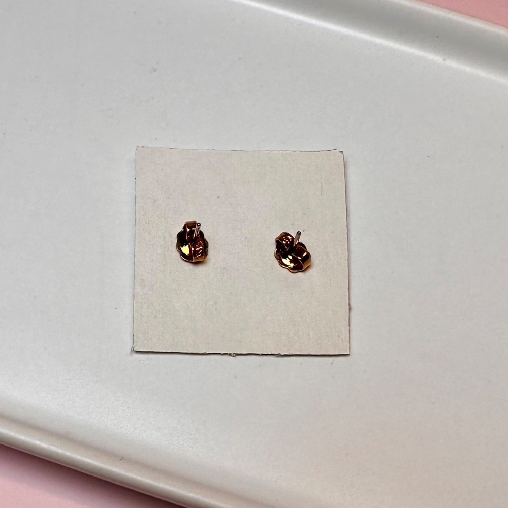 Vintage Avon ladybug earrings - Picture 4 of 7